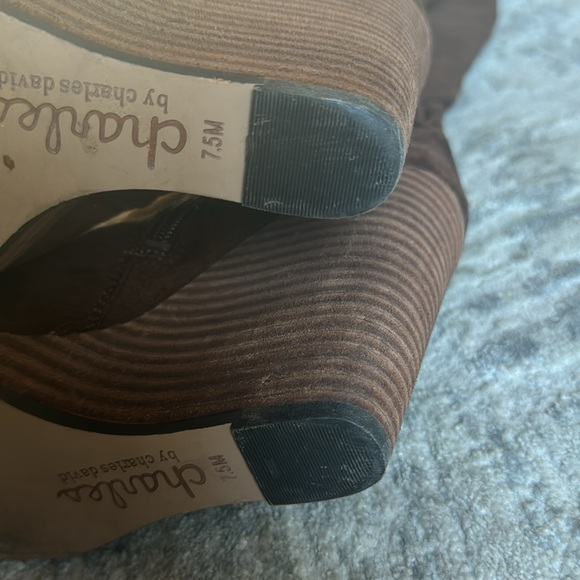 Charles David Brown Suede Knee-High Wedge Boot Size 7.5 - Picture 4 of 5